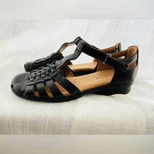 Comfortiva Persa Pillowtop Fisherman Sandals - BLACK